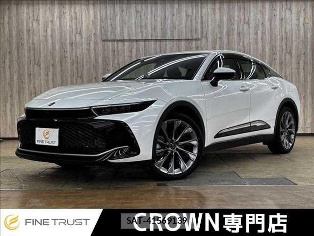 Toyota Crown Crossover 2023-09 7500035-0