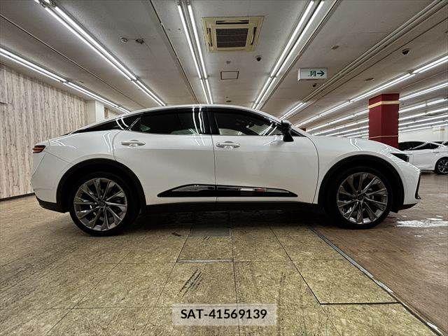 Toyota Crown Crossover 2023-09 7500035-14