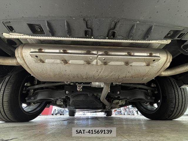 Toyota Crown Crossover 2023-09 7500035-28