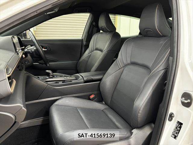 Toyota Crown Crossover 2023-09 7500035-29