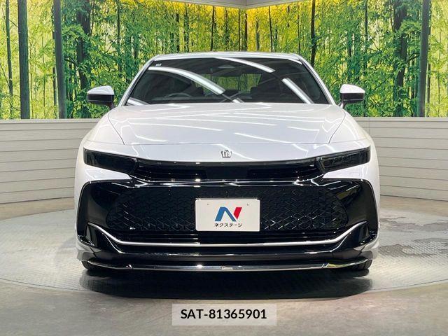 Toyota Crown Crossover 2023-02 7500026-13