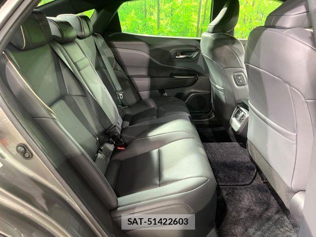 Toyota Crown Crossover 2023-05 7500034-8