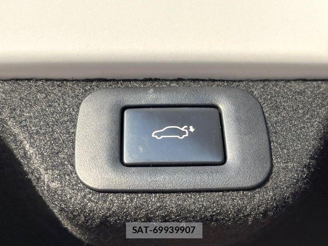 Toyota Crown Crossover 2024-08 7508403-6