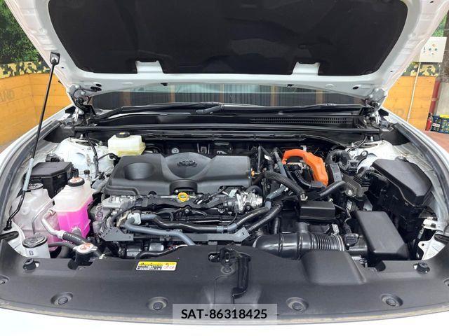 Toyota Crown Crossover 2022-11 7500033-17