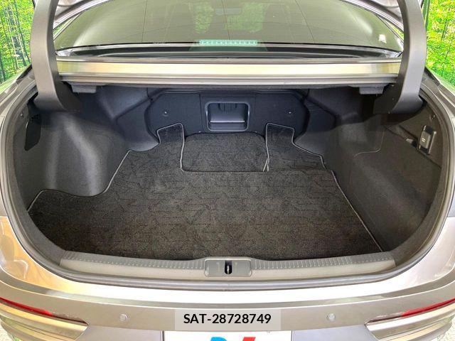 Toyota Crown Crossover 2024-11 7500027-10