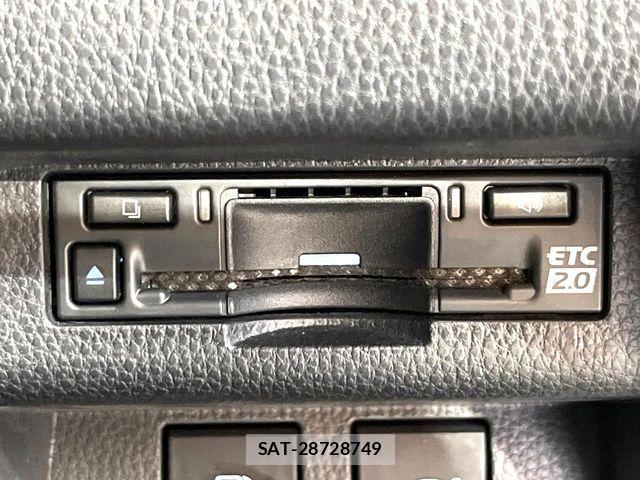 Toyota Crown Crossover 2024-11 7500027-5