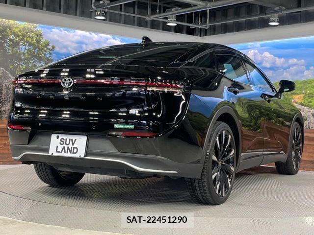 Toyota Crown Crossover 2023-05 7500029-16