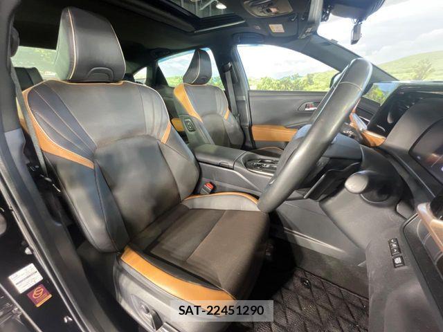 Toyota Crown Crossover 2023-05 7500029-7