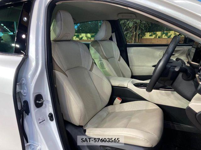 Toyota Crown Crossover 2023-06 7500030-9
