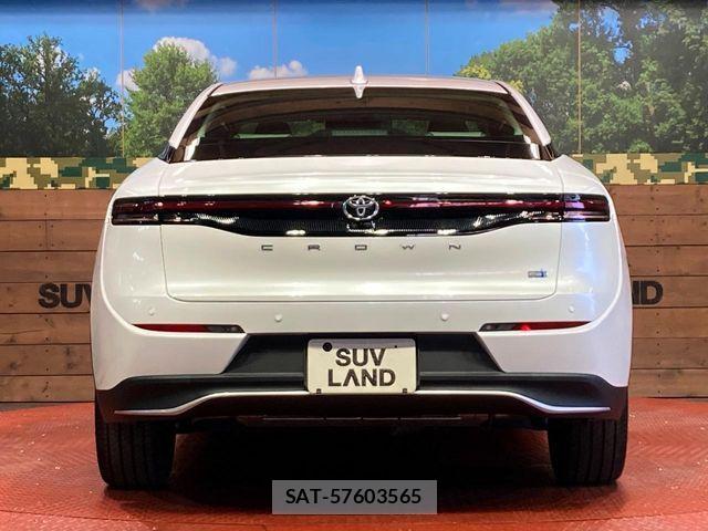 Toyota Crown Crossover 2023-06 7500030-14