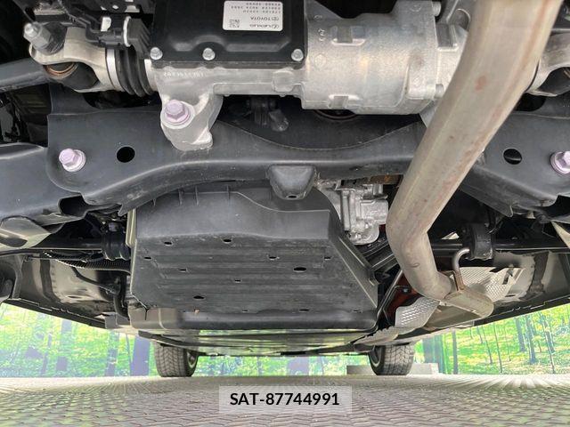 Toyota Crown Crossover 2023-03 7500032-18