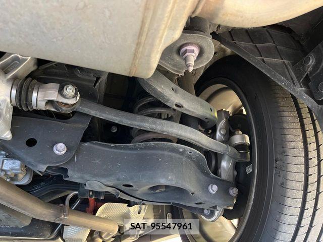 Toyota Crown Crossover 2023-02 7561970-19