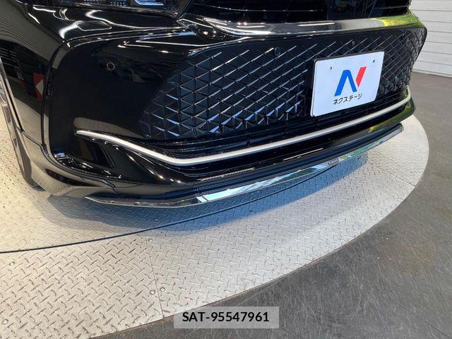 Toyota Crown Crossover 2023-02 7561970-2