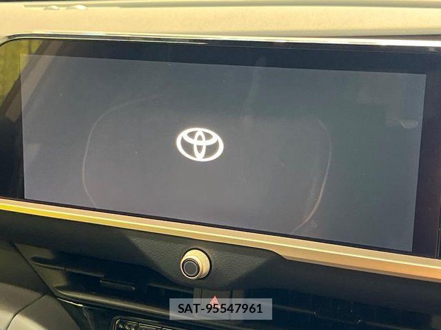 Toyota Crown Crossover 2023-02 7561970-4