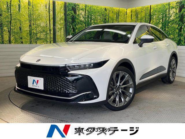 Toyota Crown Crossover 2023-03 7561971-0
