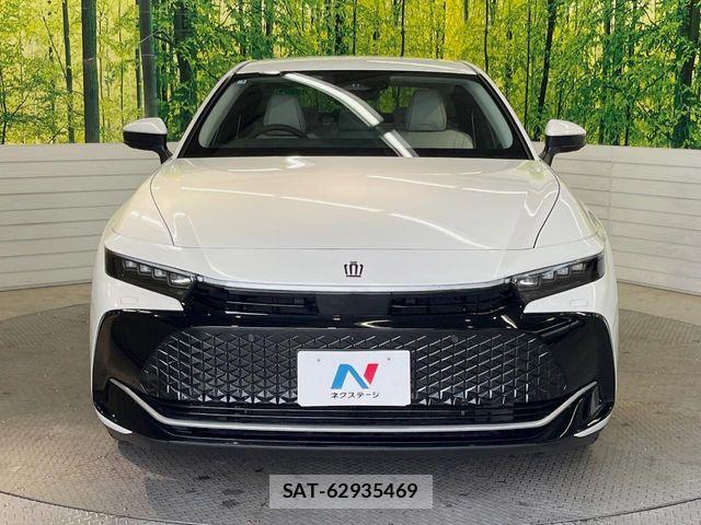 Toyota Crown Crossover 2023-03 7561971-15