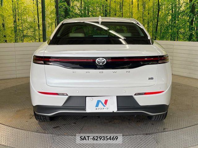 Toyota Crown Crossover 2023-03 7561971-16