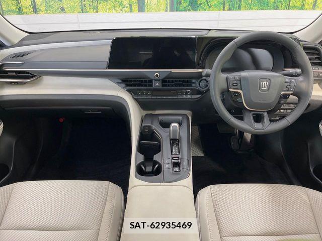 Toyota Crown Crossover 2023-03 7561971-1