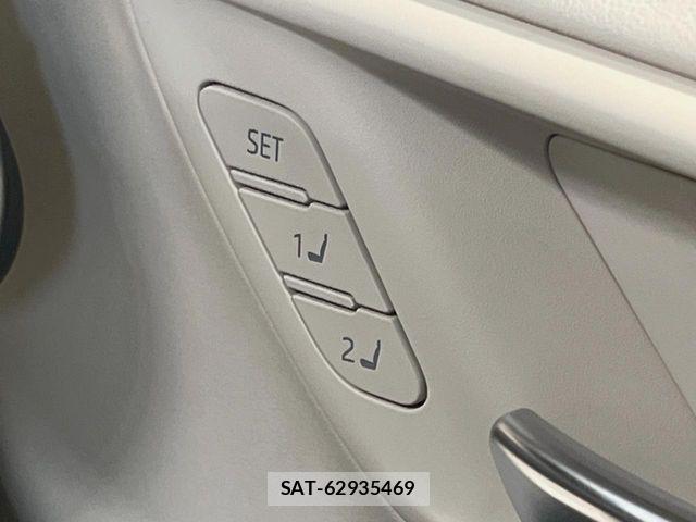 Toyota Crown Crossover 2023-03 7561971-8