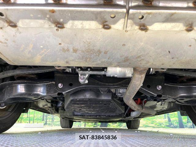 Toyota Crown Crossover 2023-10 7561972-18