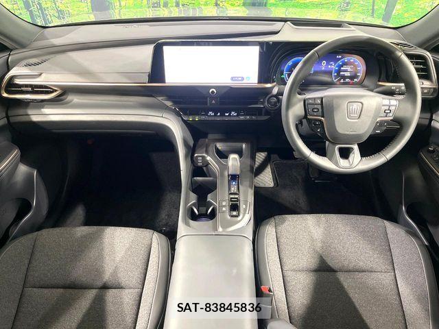 Toyota Crown Crossover 2023-10 7561972-1