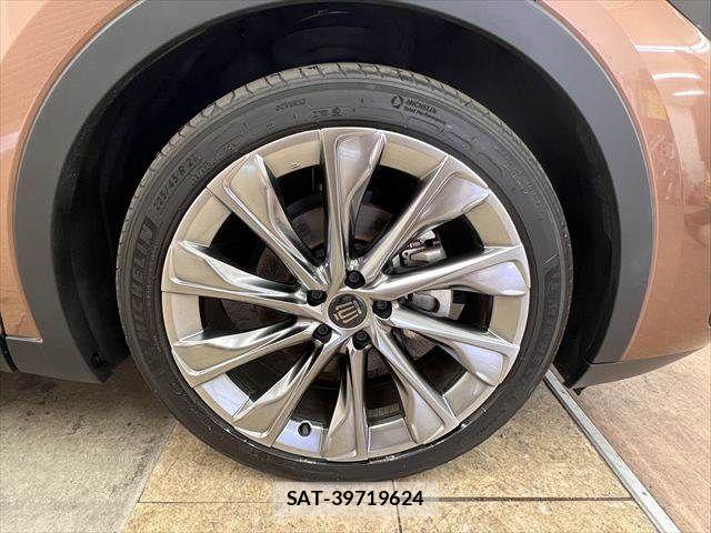 Toyota Crown Crossover 2023-03 7615767-11