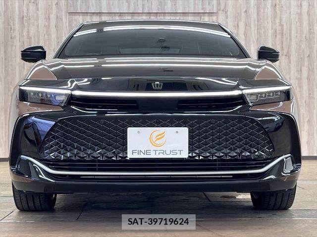 Toyota Crown Crossover 2023-03 7615767-12