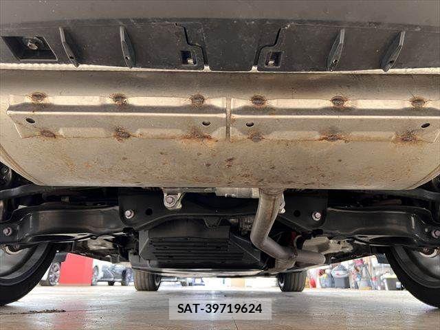 Toyota Crown Crossover 2023-03 7615767-28