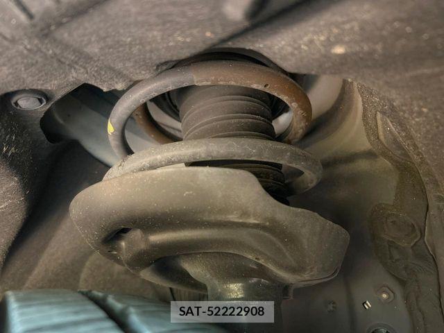 Toyota Crown Crossover 2023-09 7615750-19