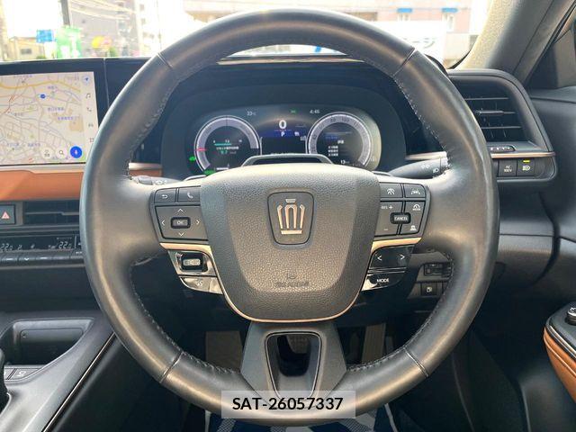 Toyota Crown Crossover 2023-02 7615757-10