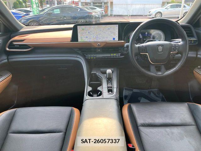 Toyota Crown Crossover 2023-02 7615757-1