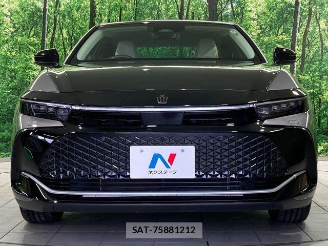 Toyota Crown Crossover 2023-04 7615764-12