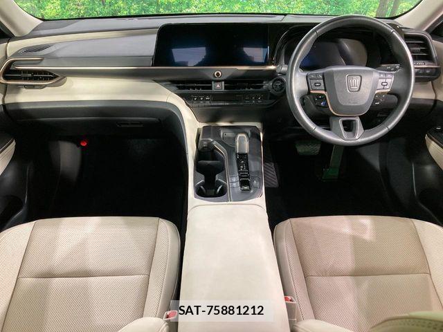 Toyota Crown Crossover 2023-04 7615764-1