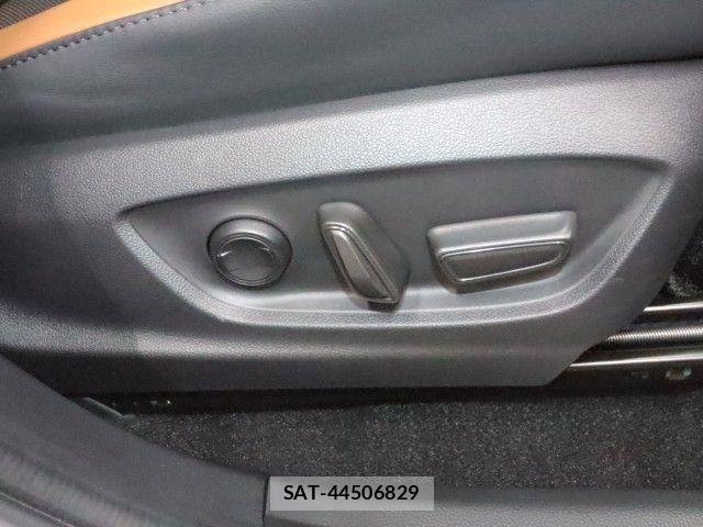 Toyota Crown Crossover 2024-02 7615758-5