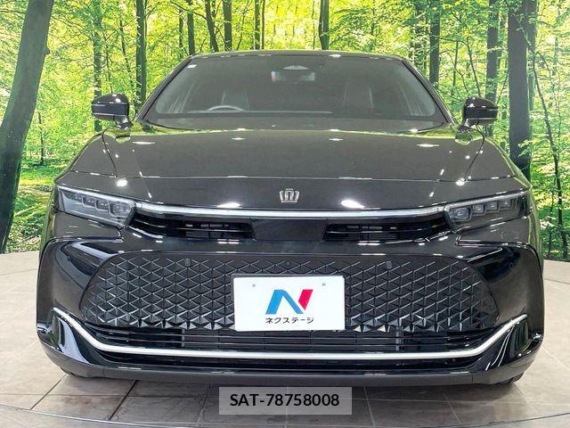 Toyota Crown Crossover 2023-07 7615756-12