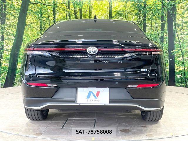 Toyota Crown Crossover 2023-07 7615756-13