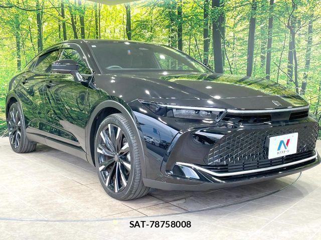 Toyota Crown Crossover 2023-07 7615756-14