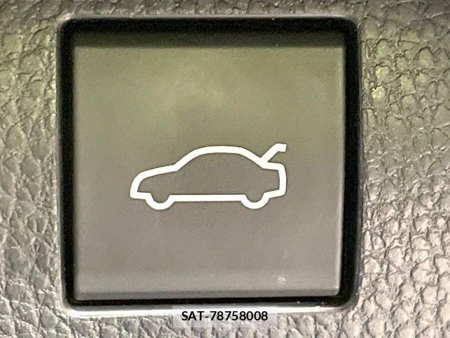 Toyota Crown Crossover 2023-07 7615756-6