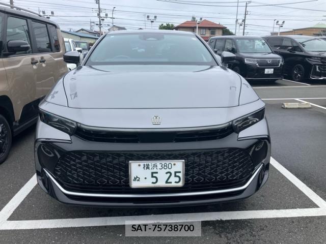 Toyota Crown Crossover 2024-01 7615766-2