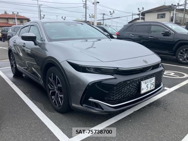 Toyota Crown Crossover 2024-01 7615766-3