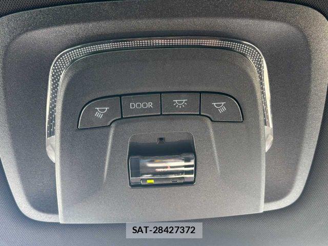 Toyota Crown Crossover 2023-07 7615763-23
