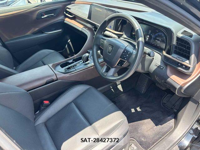Toyota Crown Crossover 2023-07 7615763-25
