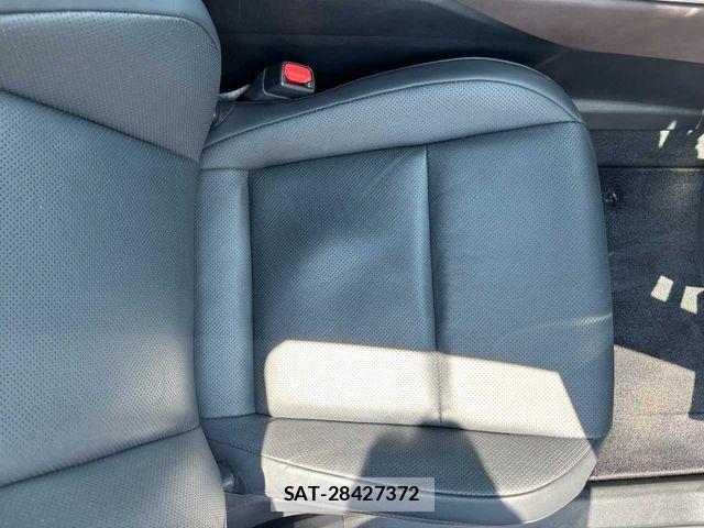 Toyota Crown Crossover 2023-07 7615763-27
