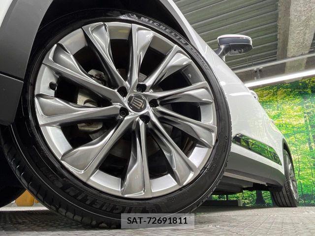 Toyota Crown Crossover 2023-04 7615762-12