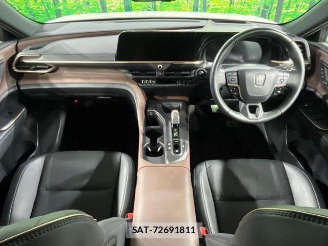 Toyota Crown Crossover 2023-04 7615762-1