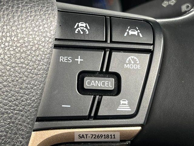 Toyota Crown Crossover 2023-04 7615762-4