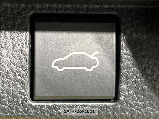 Toyota Crown Crossover 2023-04 7615762-6