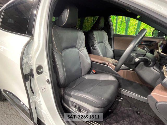 Toyota Crown Crossover 2023-04 7615762-7