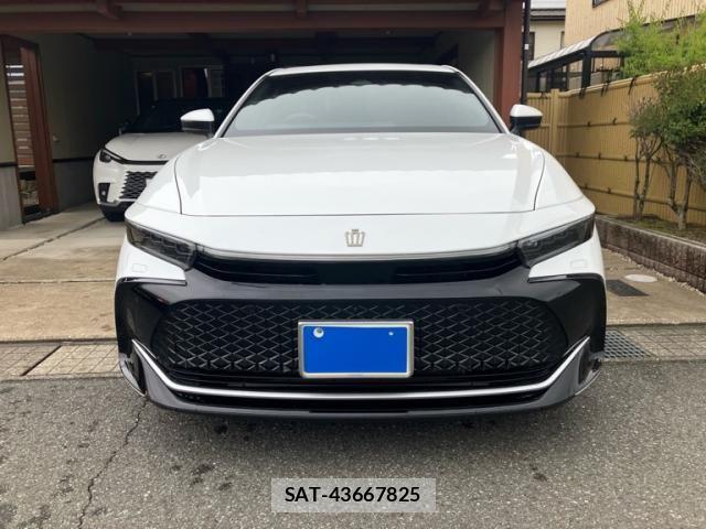 Toyota Crown Crossover 2023-03 7615765-1