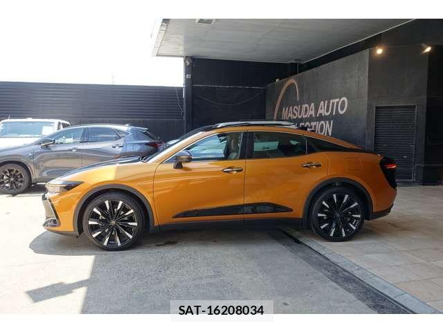 Toyota Crown Crossover 2022-12 7615759-5